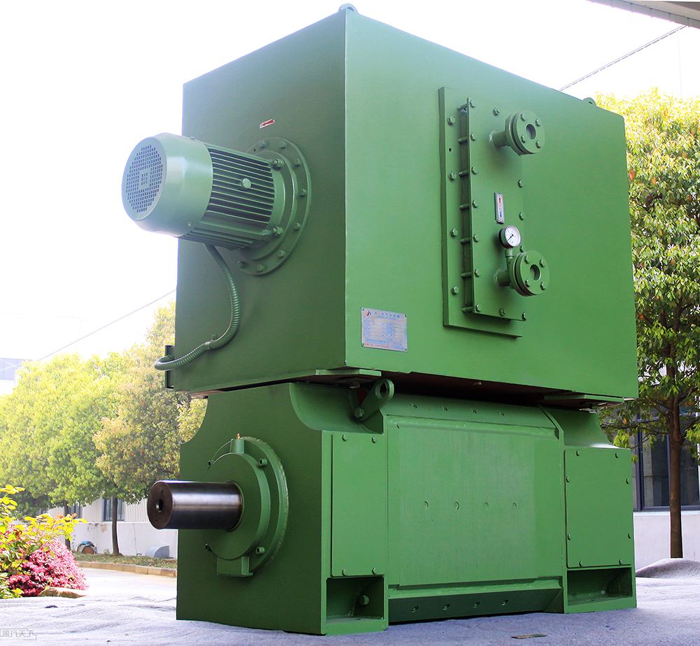 Z4-355-tản nhiệt nước